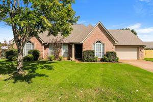 featured image of 355 Winding Creek Dr