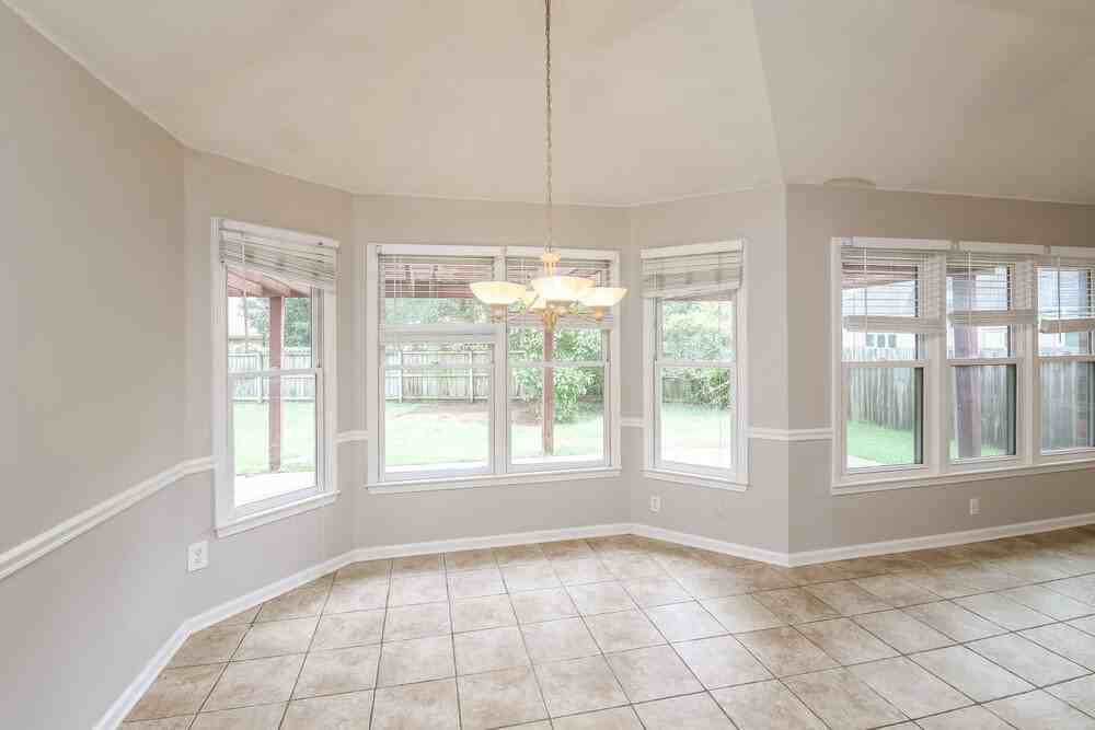 9317 Barrow Dr - Photo 6 of 16
