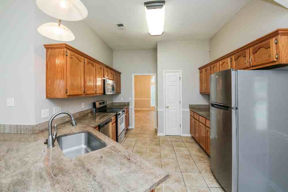 9317 Barrow Dr - Photo 7 of 16