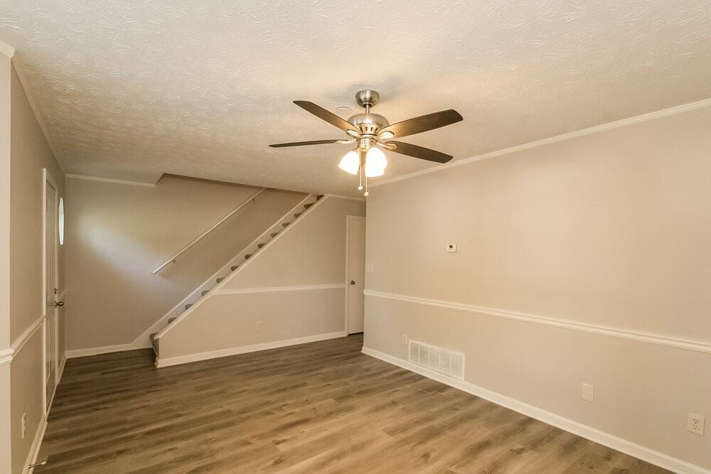 3501 Wildhorse Dr - Photo 5 of 17