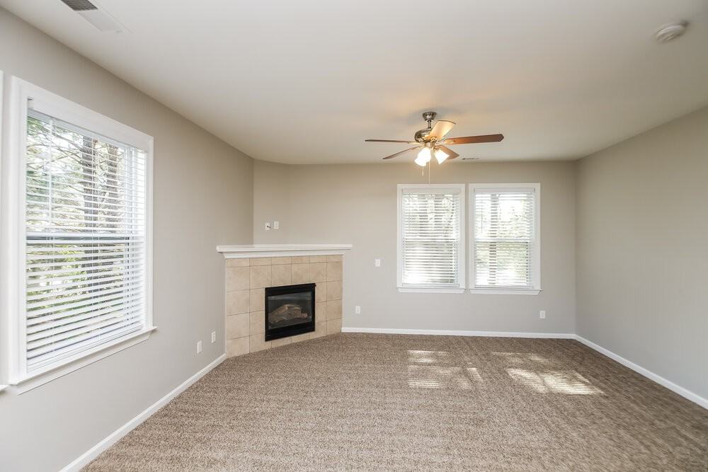 3582 Aberdeen Way - Photo 4 of 17