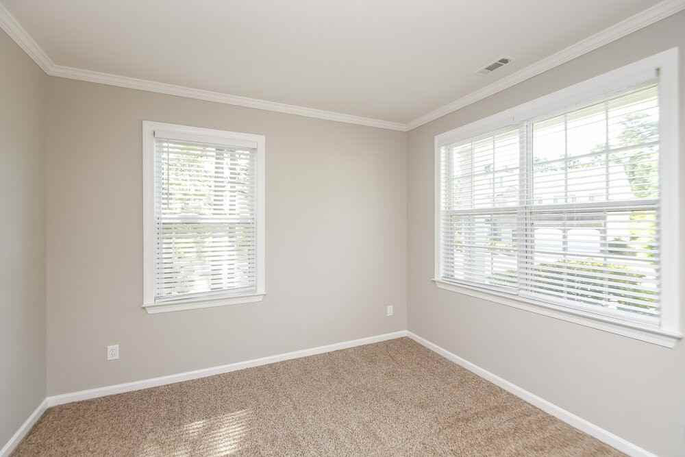 3582 Aberdeen Way - Photo 7 of 17