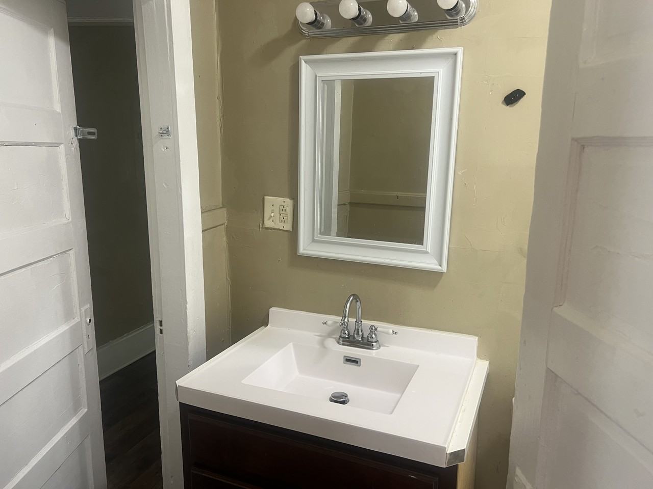 1315 Nutwood St - Photo 3 of 14