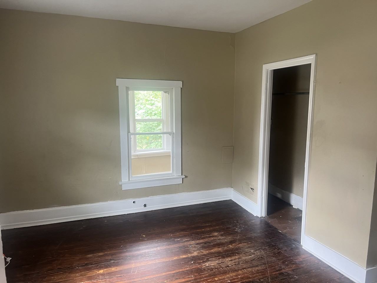 1315 Nutwood St - Photo 7 of 14