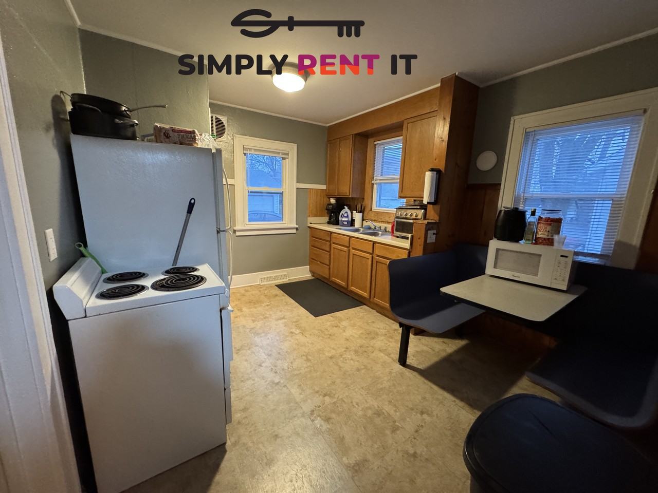 521 Stanton Ave - Photo 3 of 17