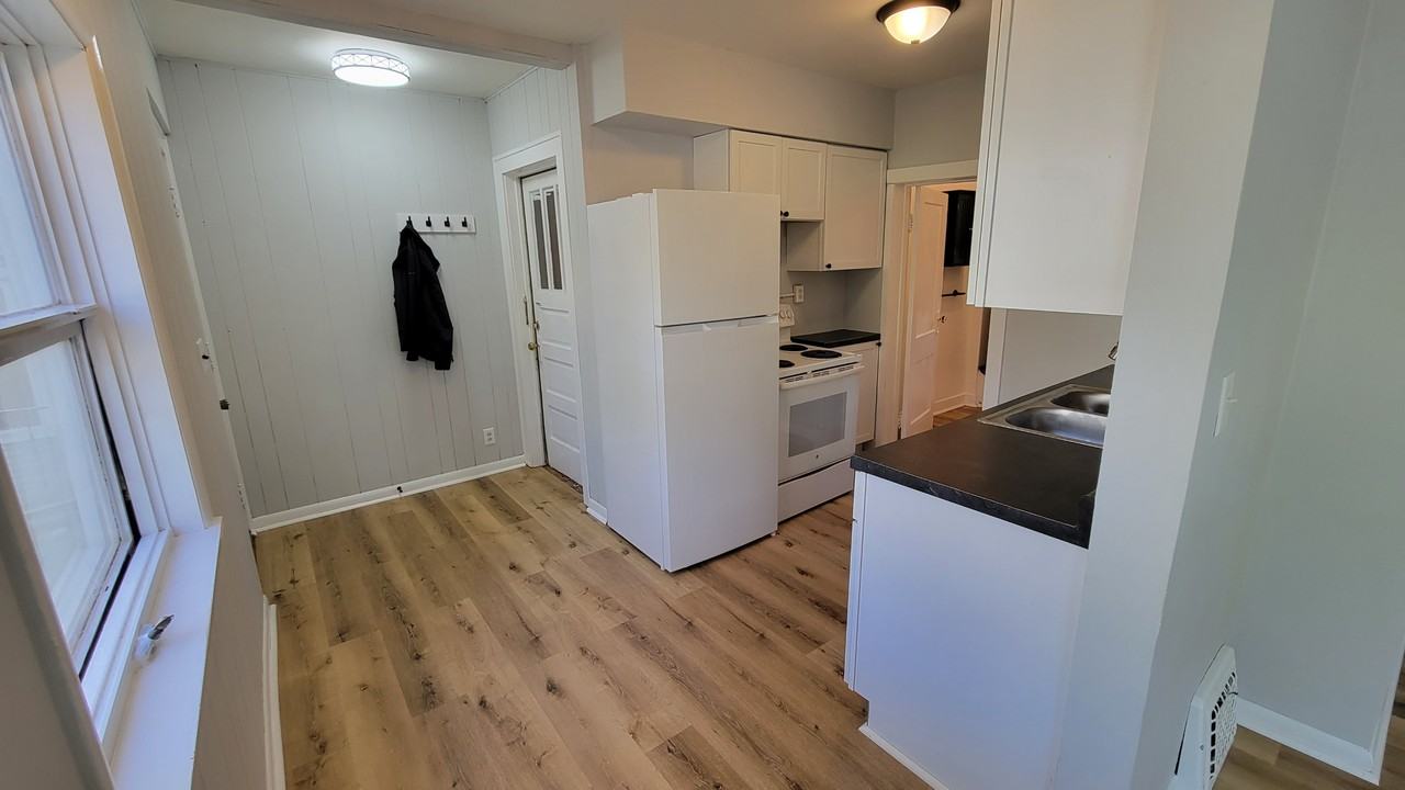 424 Michigan Ave #1