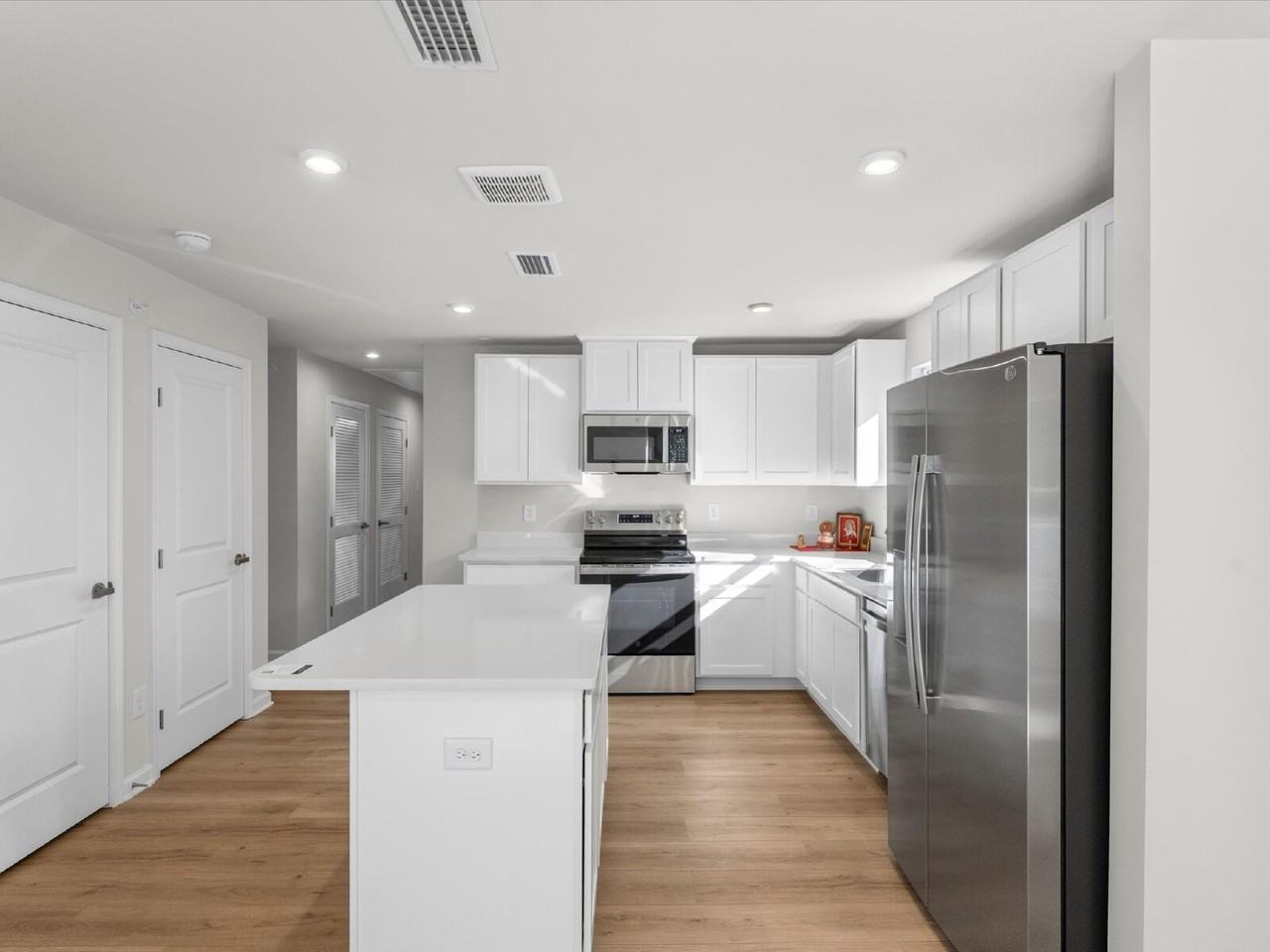 2155 Destination Dr #B - Photo 6 of 25
