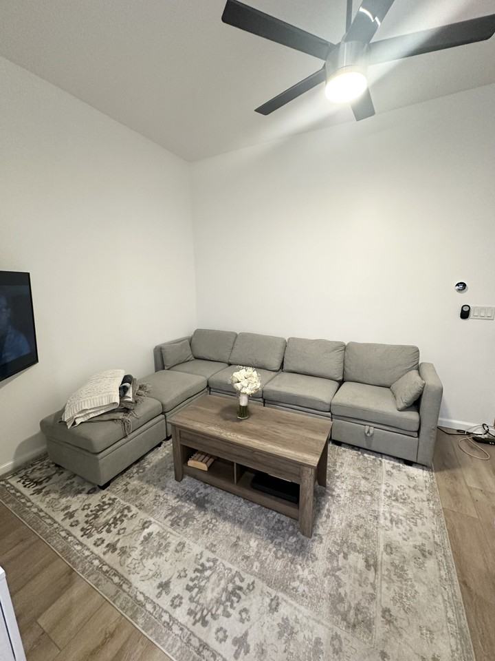 1003 West St - Photo 5 of 26