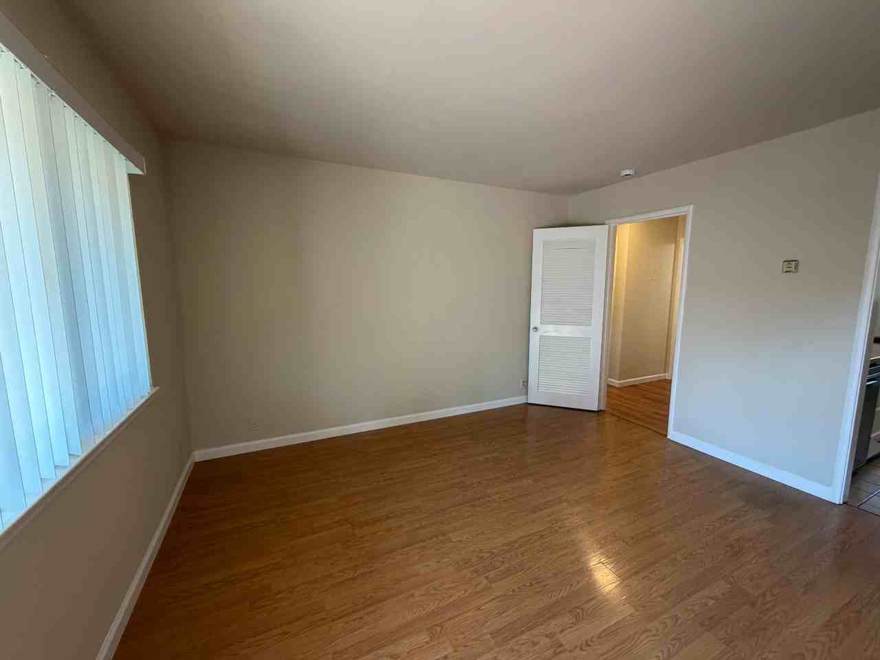 3530 Alden Way #4 - Photo 5 of 26