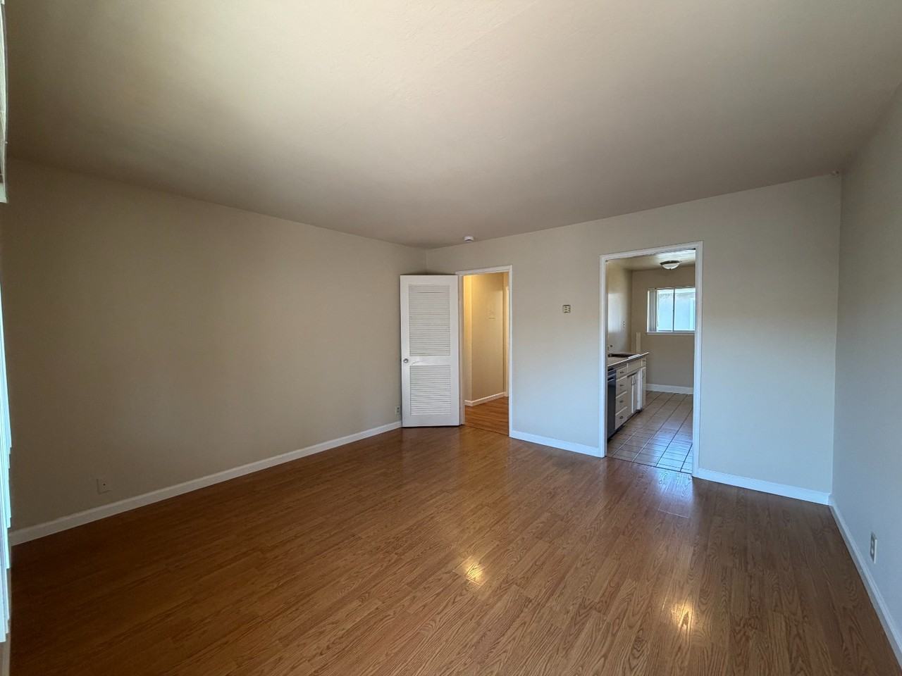3530 Alden Way #4 - Photo 6 of 26