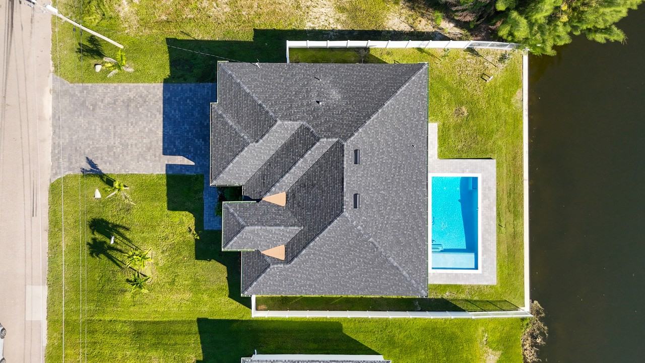 3565 Ne 9th Ave - Photo 4 of 50