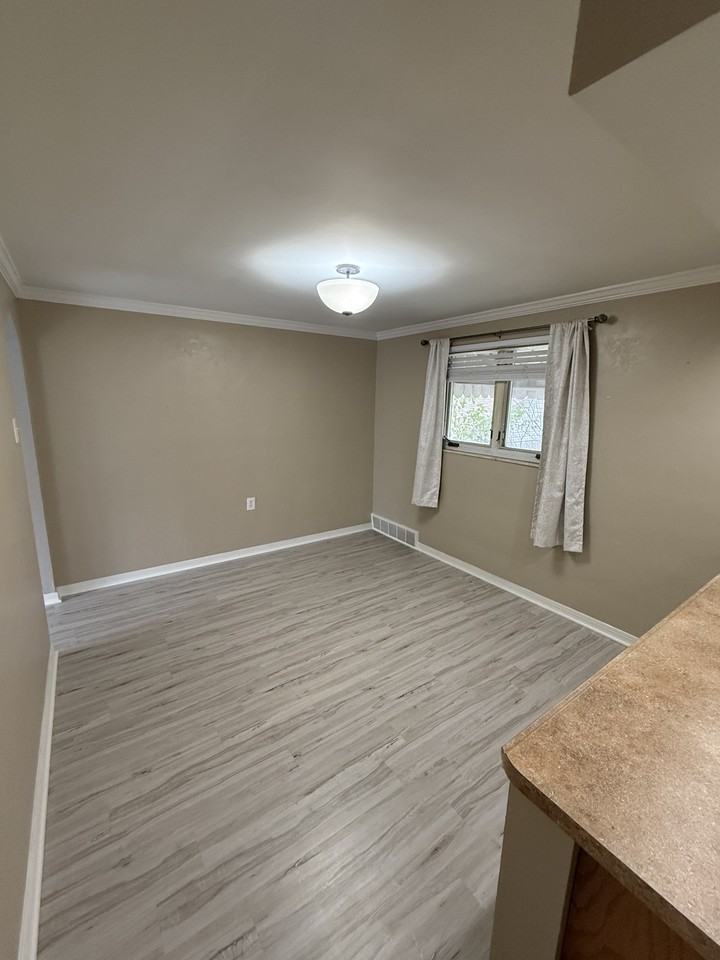346 Mayville Ave - Photo 3 of 15