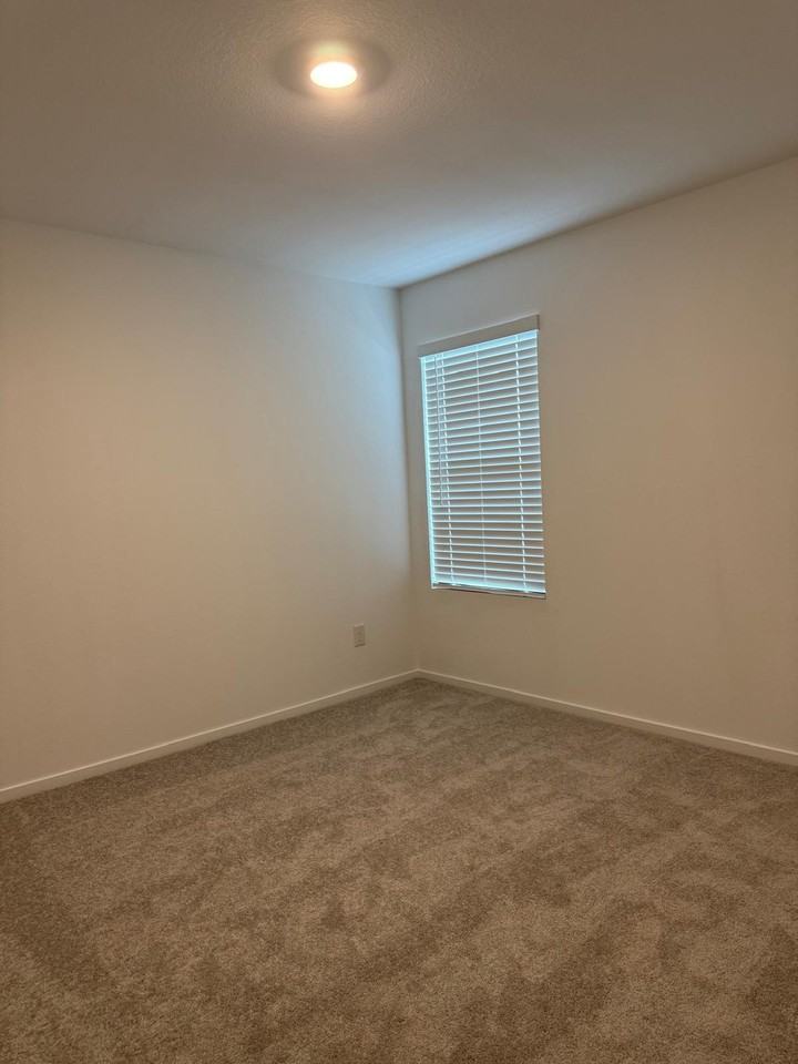 6015 Marshall Woods Ln - Photo 4 of 28