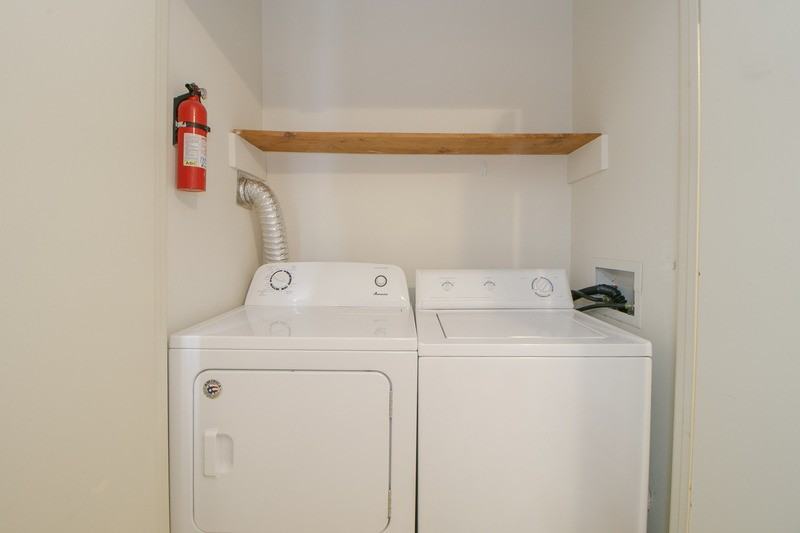 1601 Minglewood Dr #4 - Photo 7 of 16