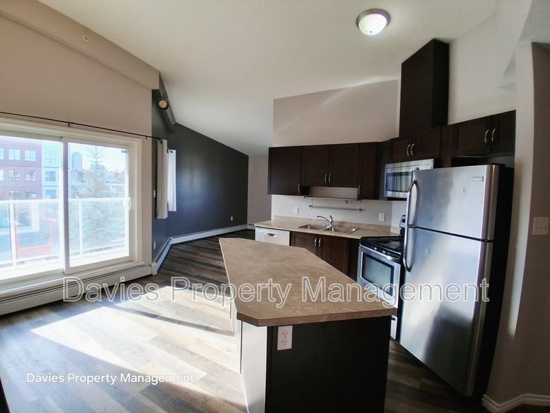 10710 116 St Nw #401 - Photo 4 of 15
