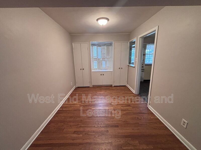 8115 Whitburn Dr #2W - Photo 7 of 10