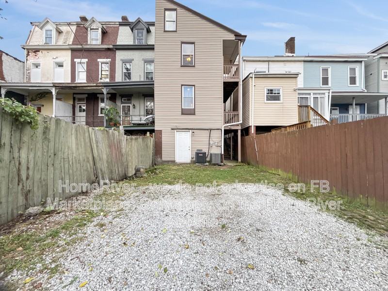 5157 Carnegie St - Photo 3 of 20