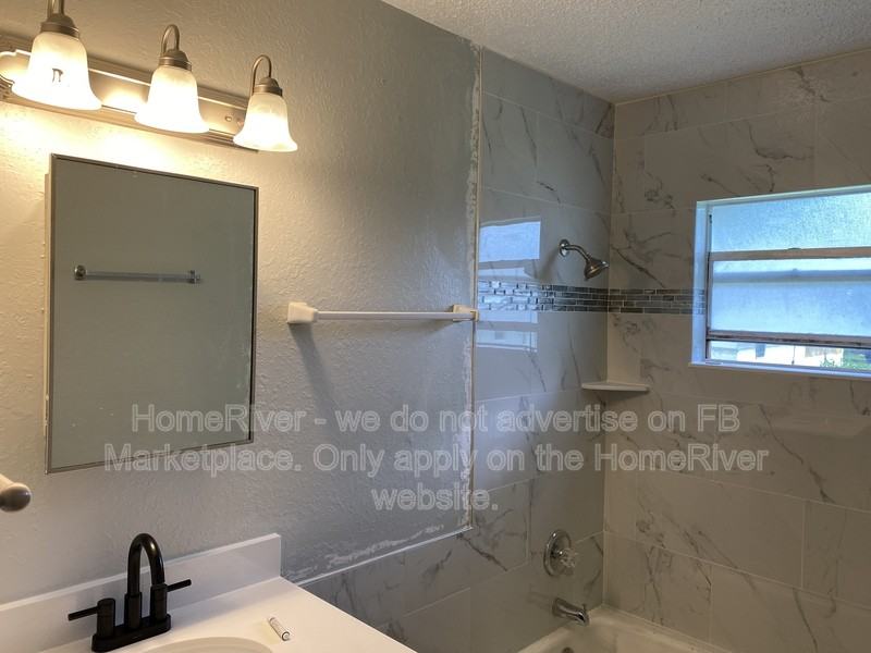 7589 Sw 27th Ave #3 - Photo 4 of 7