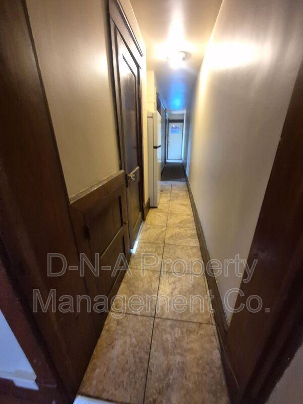 25 S 7th St #301 - Photo 6 of 6