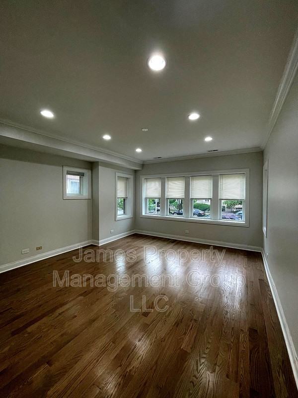 4819 N Kenneth Ave - Photo 2 of 21