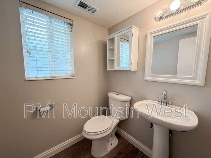 1339 E Hidden Creek Ct - Photo 7 of 20
