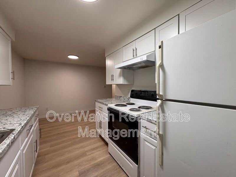 3500 Northwood Dr #3 - Photo 6 of 12