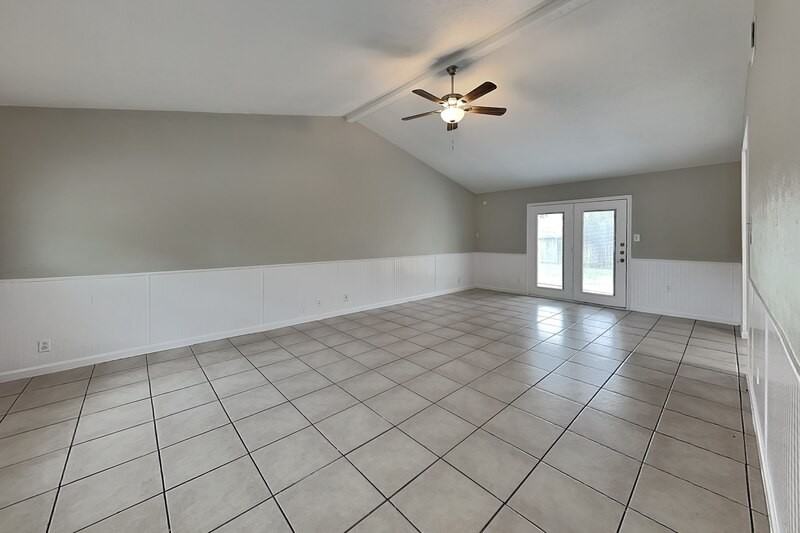 17503 Ranch Country Rd - Photo 3 of 15
