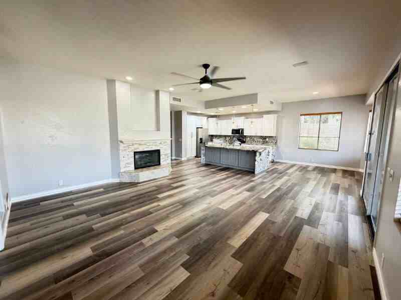 16823 S 14th Ln - Photo 2 of 44