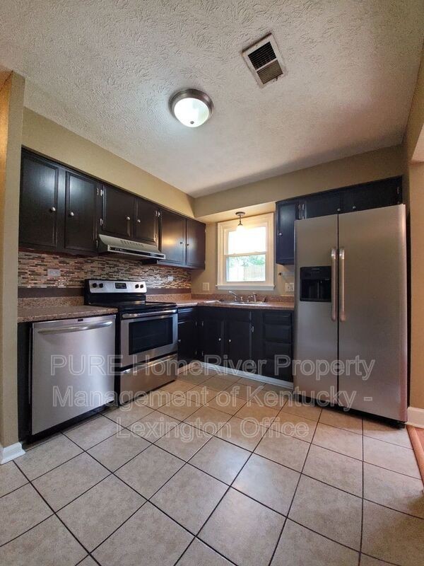 106 Hammons Dr - Photo 6 of 26