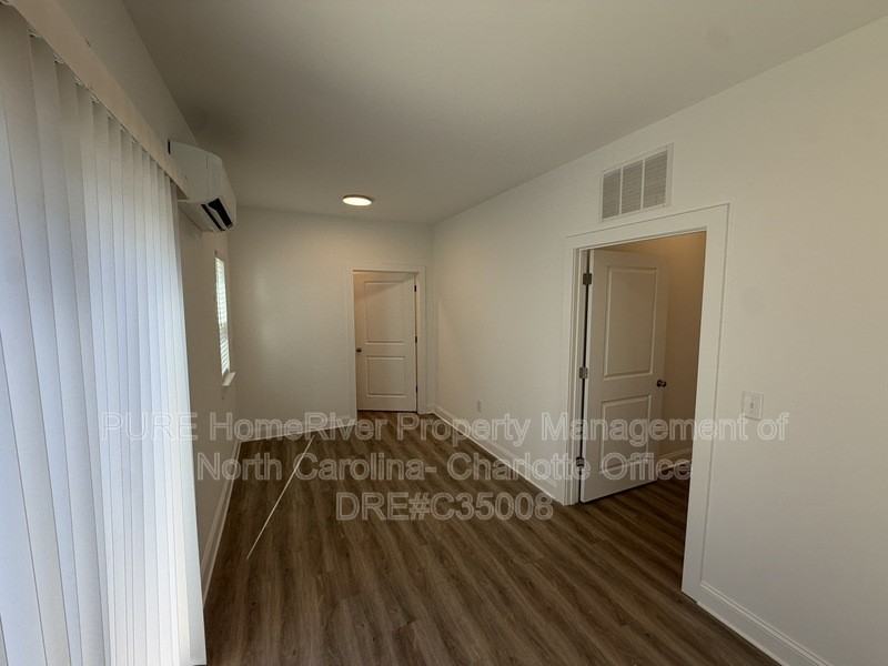 2106 Bombay Way - Photo 7 of 39