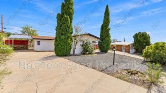 208 Carnival Dr - Photo 1 of 1