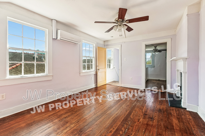 2310 Barracks St - Photo 6 of 15