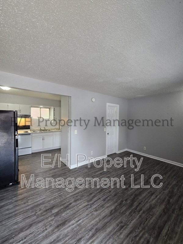 1924 S Broadway Ave #26 - Photo 2 of 7