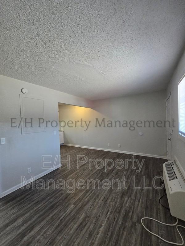 1916 S Broadway Ave #36 - Photo 2 of 9