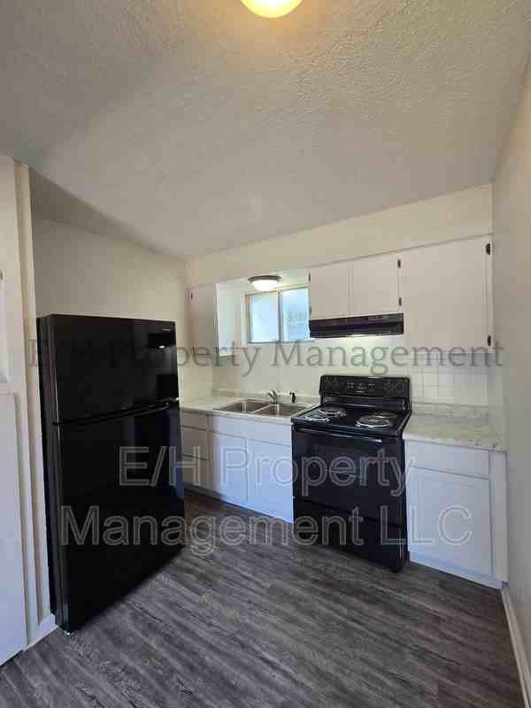 1916 S Broadway Ave #36 - Photo 4 of 9