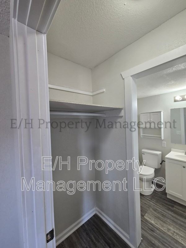 1916 S Broadway Ave #36 - Photo 6 of 9
