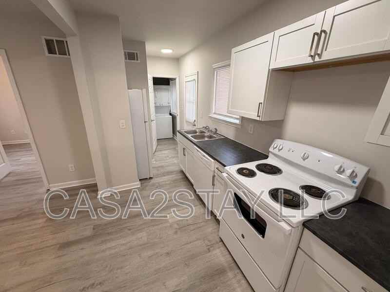 1255 S Brook St #38 - Photo 5 of 10