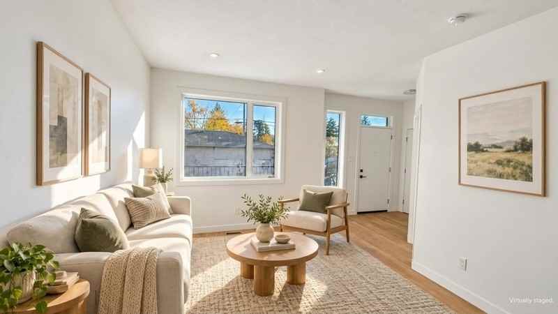 9727 159 St Nw - Photo 2 of 13