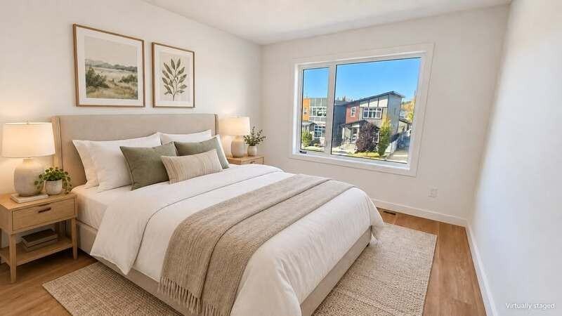 9727 159 St Nw - Photo 4 of 13