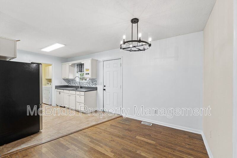 4331 Roswell Dr - Photo 7 of 25