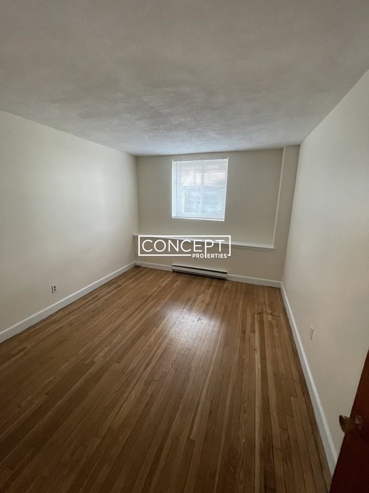 10 Armington St #2 - Photo 5 of 9