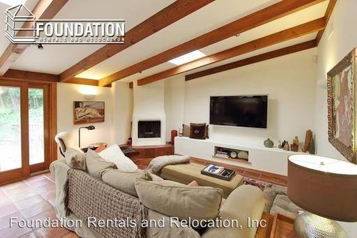 123 Ricardo Rd - Photo 3 of 13