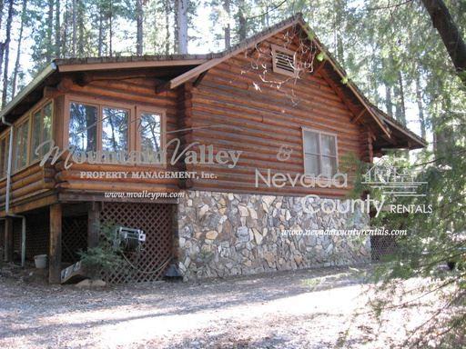 13586 Idaho Maryland Rd - Photo 2 of 27