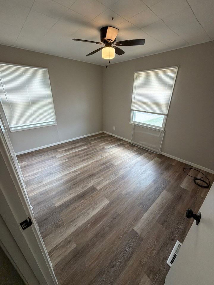 307 Crawford Rd - Photo 7 of 7