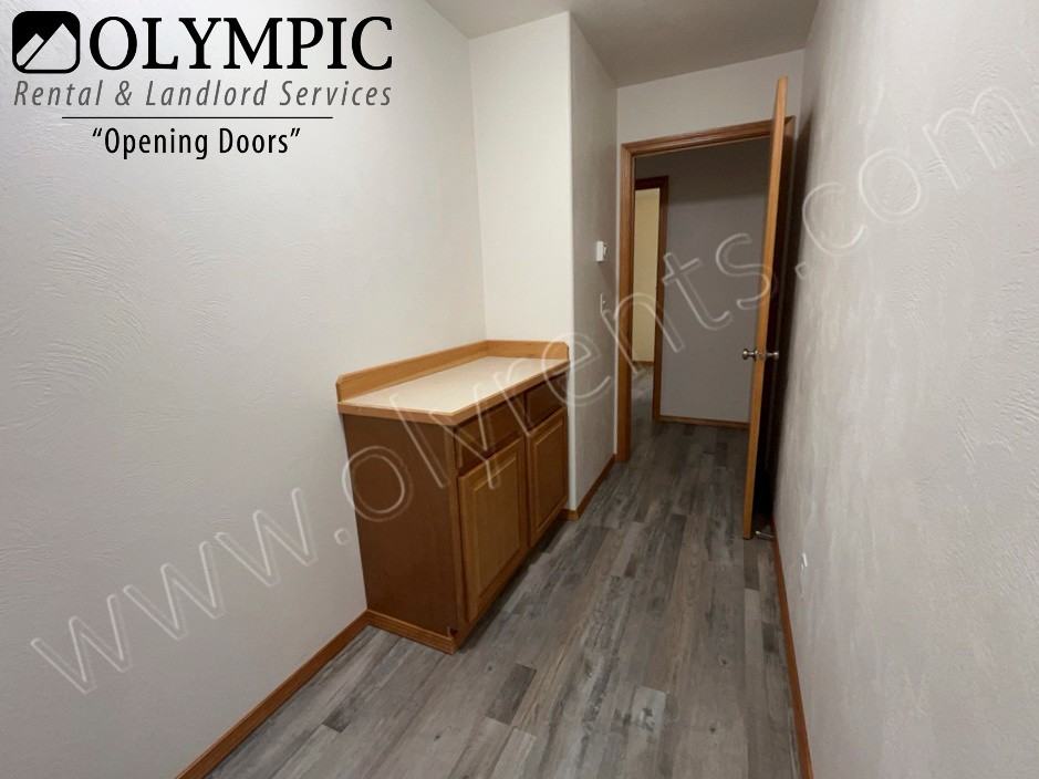 304 N 5th Ave Sw - Photo 7 of 25