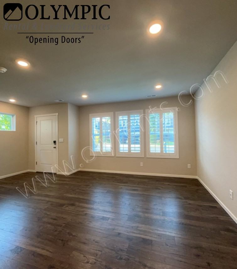 4252 Savannah Loop Ne - Photo 5 of 20