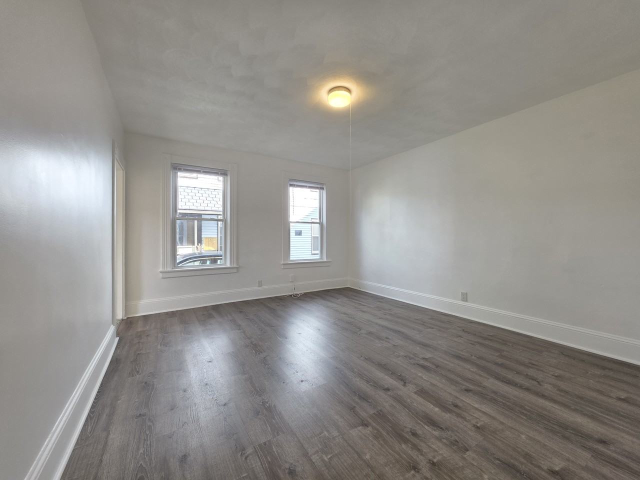 328 2Nd Ave - Photo 4 of 12