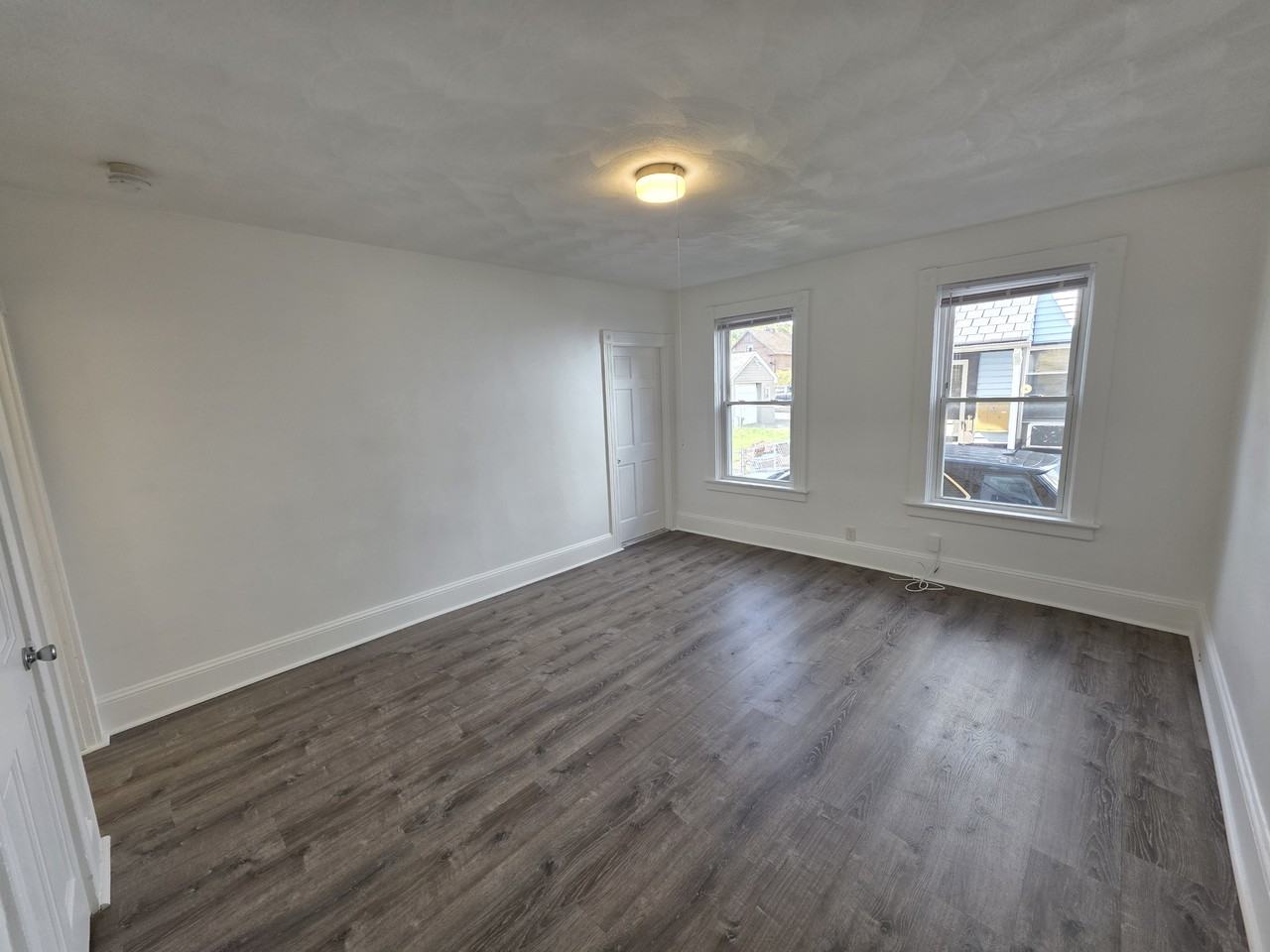 328 2Nd Ave - Photo 5 of 12