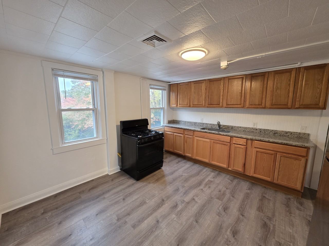 91 W Warwick Ave - Photo 3 of 10