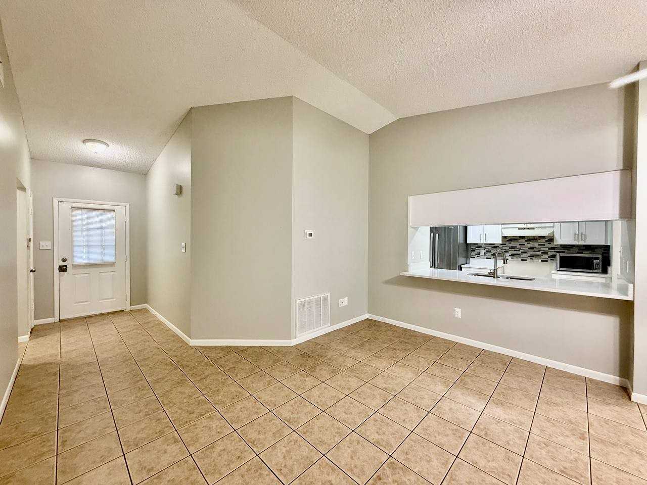 1602 Palm Leaf Dr - Photo 5 of 35